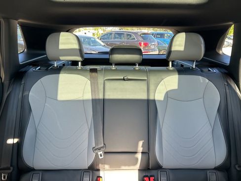 New 2026 Volkswagen Tiguan SE R-Line FWD image 14