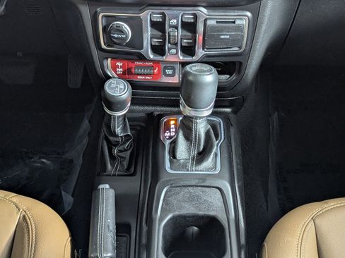 Used 2023 Jeep Wrangler Unlimited Rubicon 4xe w/ Safety Group image 17