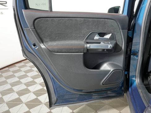 Certified 2023 Mercedes-Benz GLB 250 4MATIC image 29
