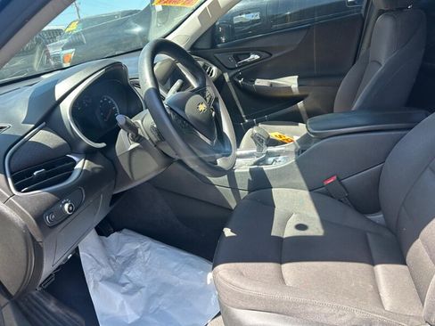 Used 2023 Chevrolet Malibu LT FWD image 18
