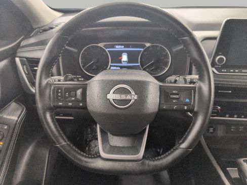 Used 2025 Nissan Rogue SV AWD/4WD image 5