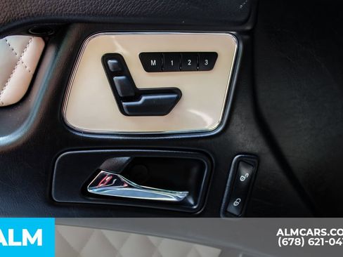 Used 2017 Mercedes-Benz G 63 AMG 4MATIC image 38