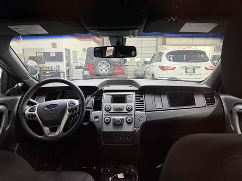 Used 2016 Ford Taurus Police Interceptor AWD image 20