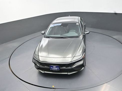 New 2026 Hyundai Elantra SEL Sport Premium FWD image 23