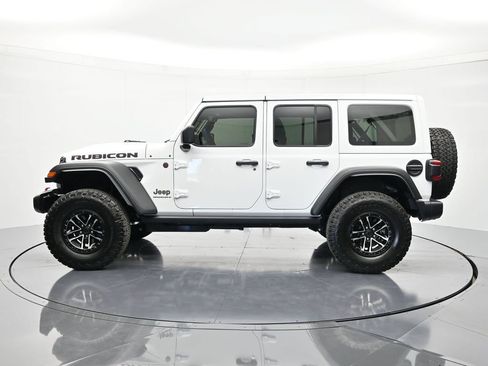 New 2026 Jeep Wrangler Unlimited Rubicon AWD/4WD image 8