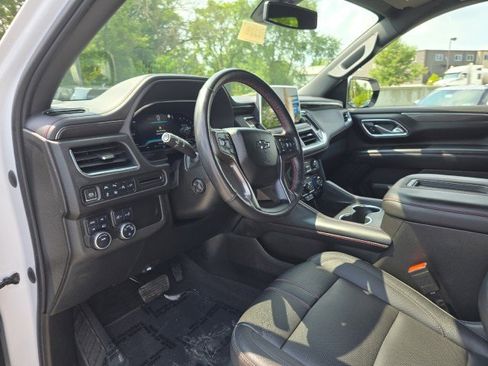 Used 2022 Chevrolet Tahoe RST w/ Luxury Package image 3