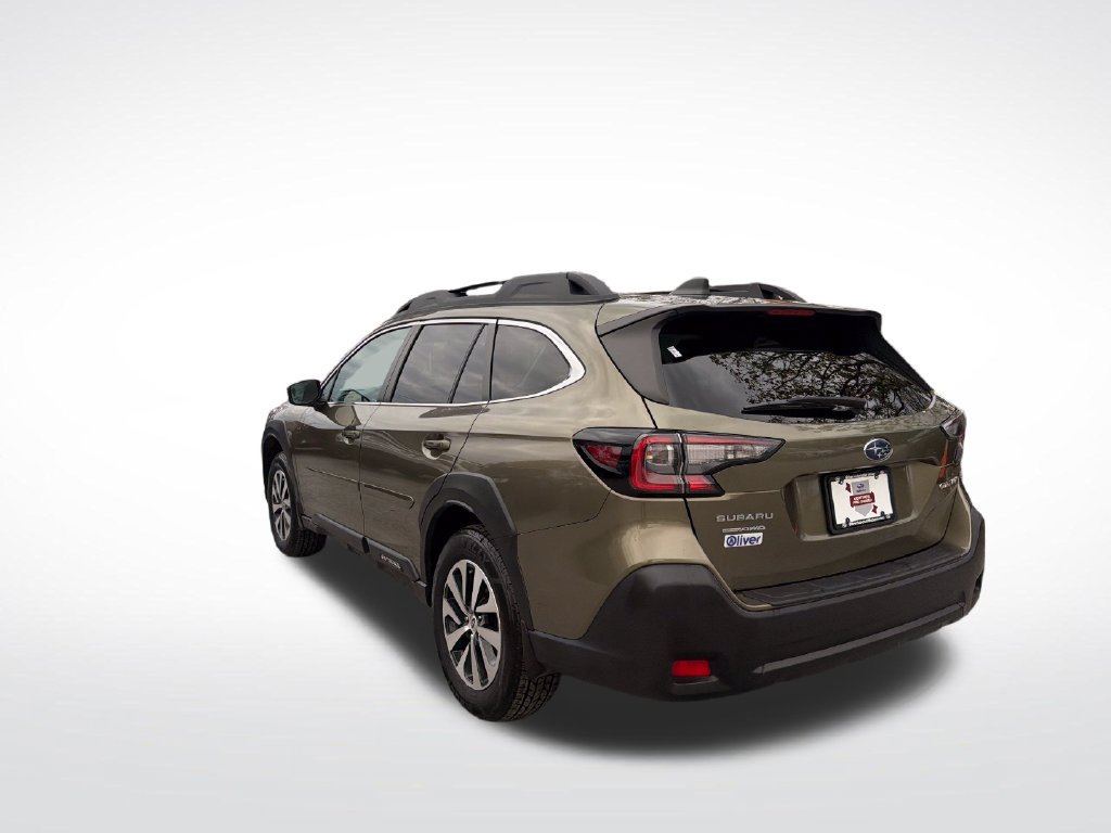 Used 2024 Subaru Outback Premium AWD/4WD image 13