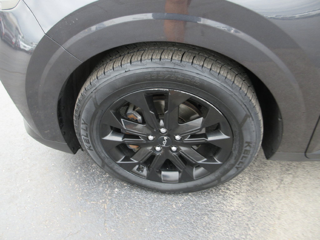 Used 2024 Kia Carnival SX Prestige FWD image 14