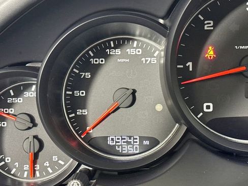 Used 2015 Porsche Cayenne Diesel image 18