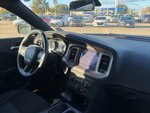 Used 2023 Dodge Charger SXT w/ Blacktop Package image 10