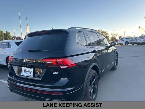 Used 2024 Volkswagen Tiguan SE R-Line image 5