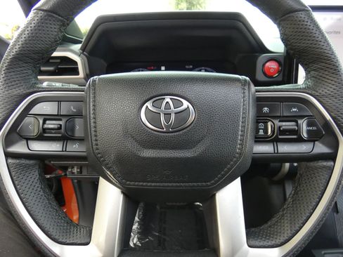 Used 2025 Toyota Tacoma TRD Off-Road w/ TRD Off Road Premium Package image 68