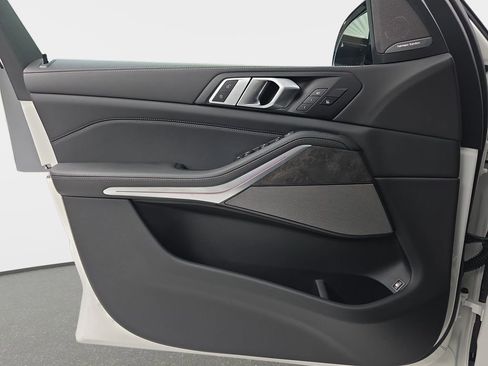 New 2026 BMW X5 xDrive50e w/ M Sport Package AWD/4WD image 26