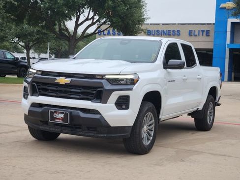 New 2026 Chevrolet Colorado LT w/ LT Convenience Package AWD/4WD image 11