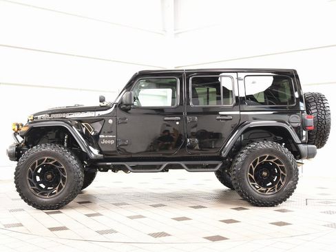 Used 2023 Jeep Wrangler Rubicon 392 w/ Xtreme Recon 35" Tire Package image 4