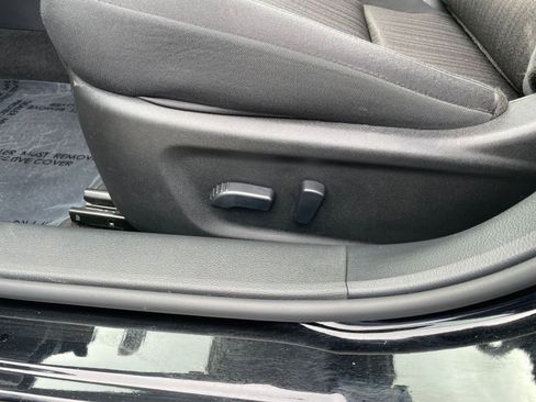 Used 2025 Nissan Altima 2.5 SV image 23