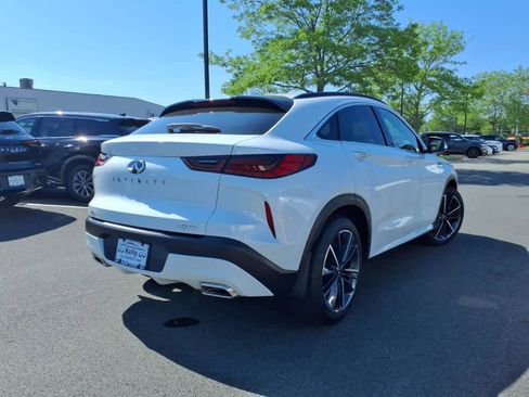 Used 2025 INFINITI QX55 Luxe w/ Cargo Package image 4