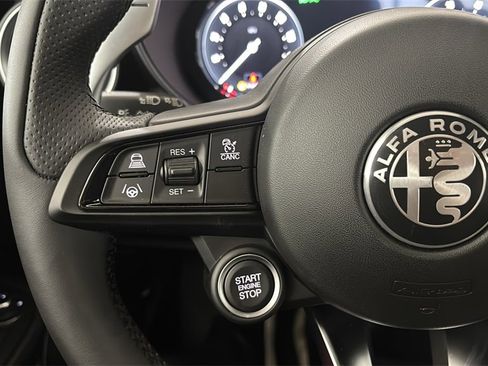 New 2025 Alfa Romeo Giulia Base w/ Driving Assist Package image 14
