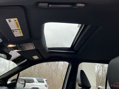 Used 2024 Honda Ridgeline TrailSport image 17