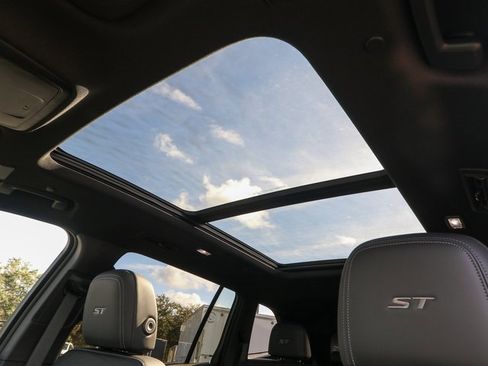 New 2026 Buick Enclave Sport Touring image 21