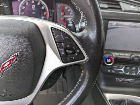 Used 2015 Chevrolet Corvette Stingray Convertible w/ 2LT Preferred Equipment Group RWD image 17