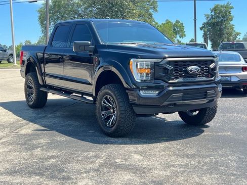 Used 2021 Ford F150 XLT w/ Equipment Group 302A High AWD/4WD image 9