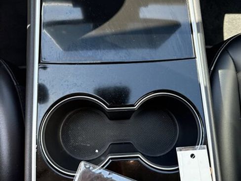 Used 2018 Tesla Model 3 Long Range image 17