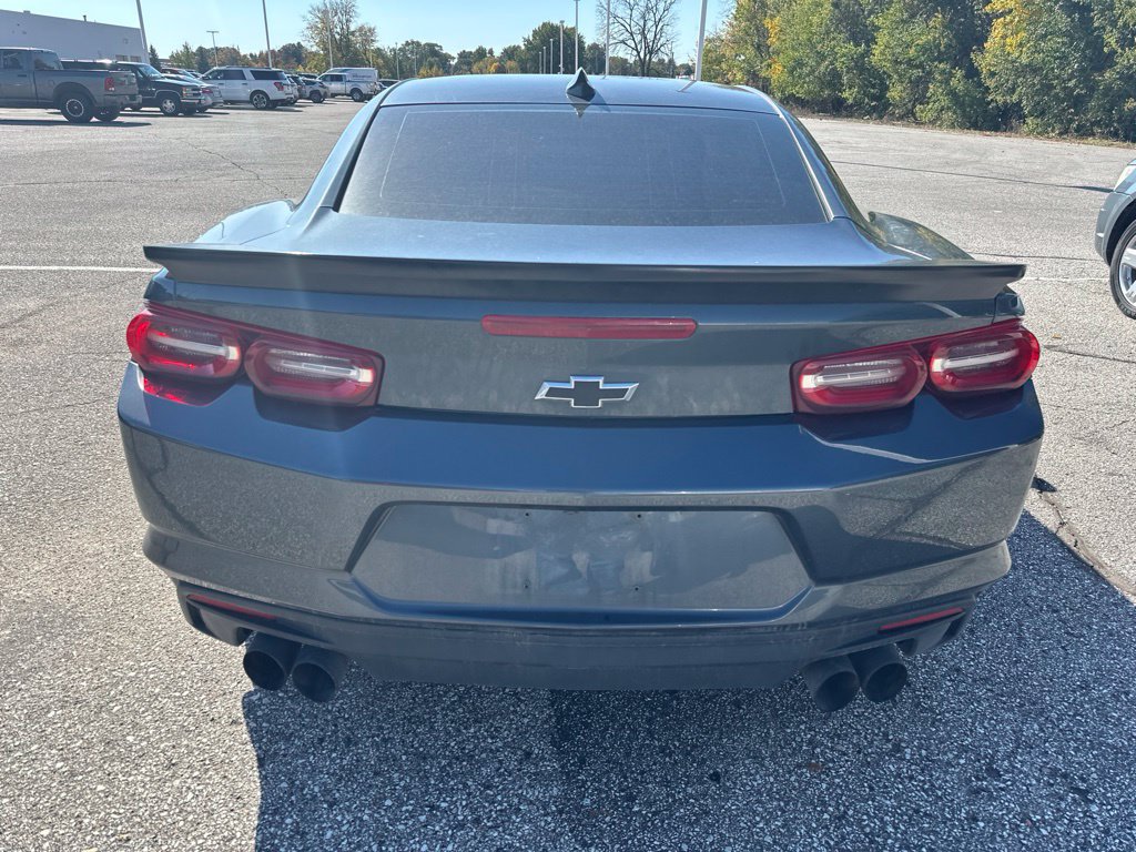 Used 2021 Chevrolet Camaro LT RWD image 3