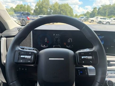 Used 2026 Hyundai Santa Fe SEL FWD image 12
