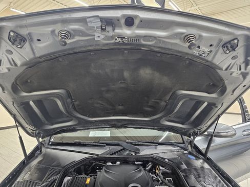 Used 2018 Mercedes-Benz C 300 Sedan w/ Premium Package image 44