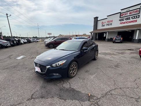 Used 2017 MAZDA MAZDA3 Sport FWD image 3