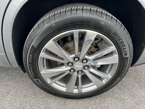 Certified 2025 Cadillac XT6 Premium Luxury image 15