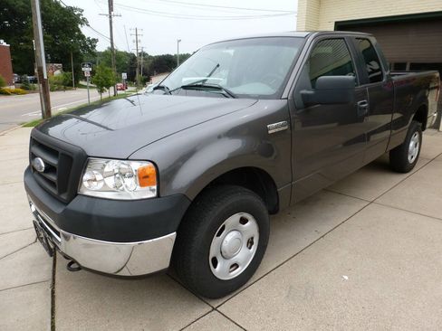 Used 2006 Ford F150 XL AWD/4WD image 4