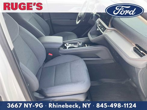 Used 2025 Ford Explorer Active image 11