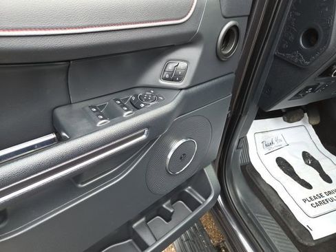 Certified 2023 Ford Expedition Limited image 23