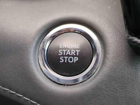 Used 2023 Toyota Highlander XSE AWD/4WD image 28