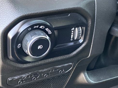 Certified 2025 Jeep Wrangler Sport S image 27