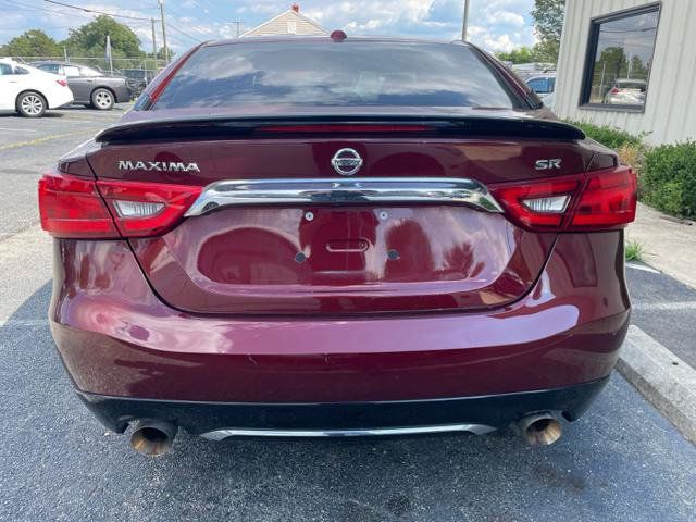 Used 2017 Nissan Maxima SR w/ Midnight Edition FWD image 7