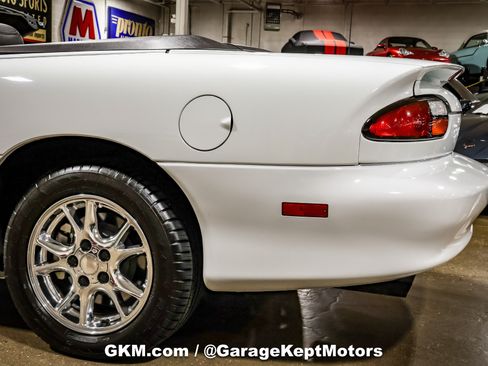 Used 2002 Chevrolet Camaro Z28 RWD image 48