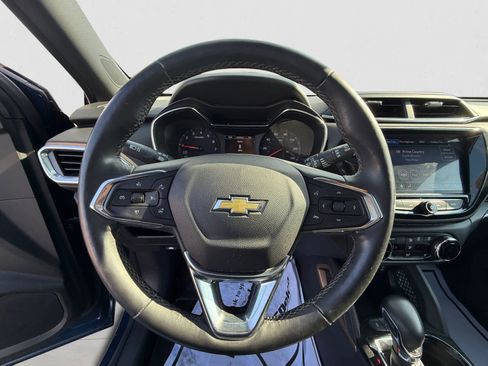 Used 2023 Chevrolet TrailBlazer ACTIV w/ Sun and Liftgate Package image 12