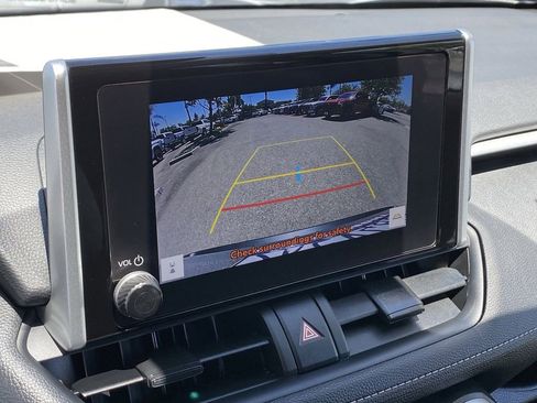 Certified 2024 Toyota RAV4 XLE AWD/4WD image 32