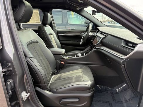 New 2026 Jeep Grand Cherokee Altitude AWD/4WD image 12