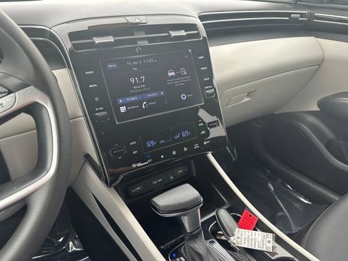 Used 2024 Hyundai Tucson SEL image 26