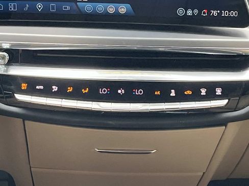 Certified 2024 Cadillac Lyriq Luxury w/ Nappa Leather Package AWD/4WD image 16