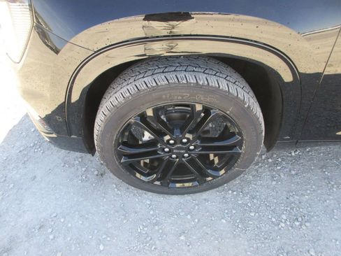 New 2026 GMC Acadia Denali Ultimate AWD/4WD image 12