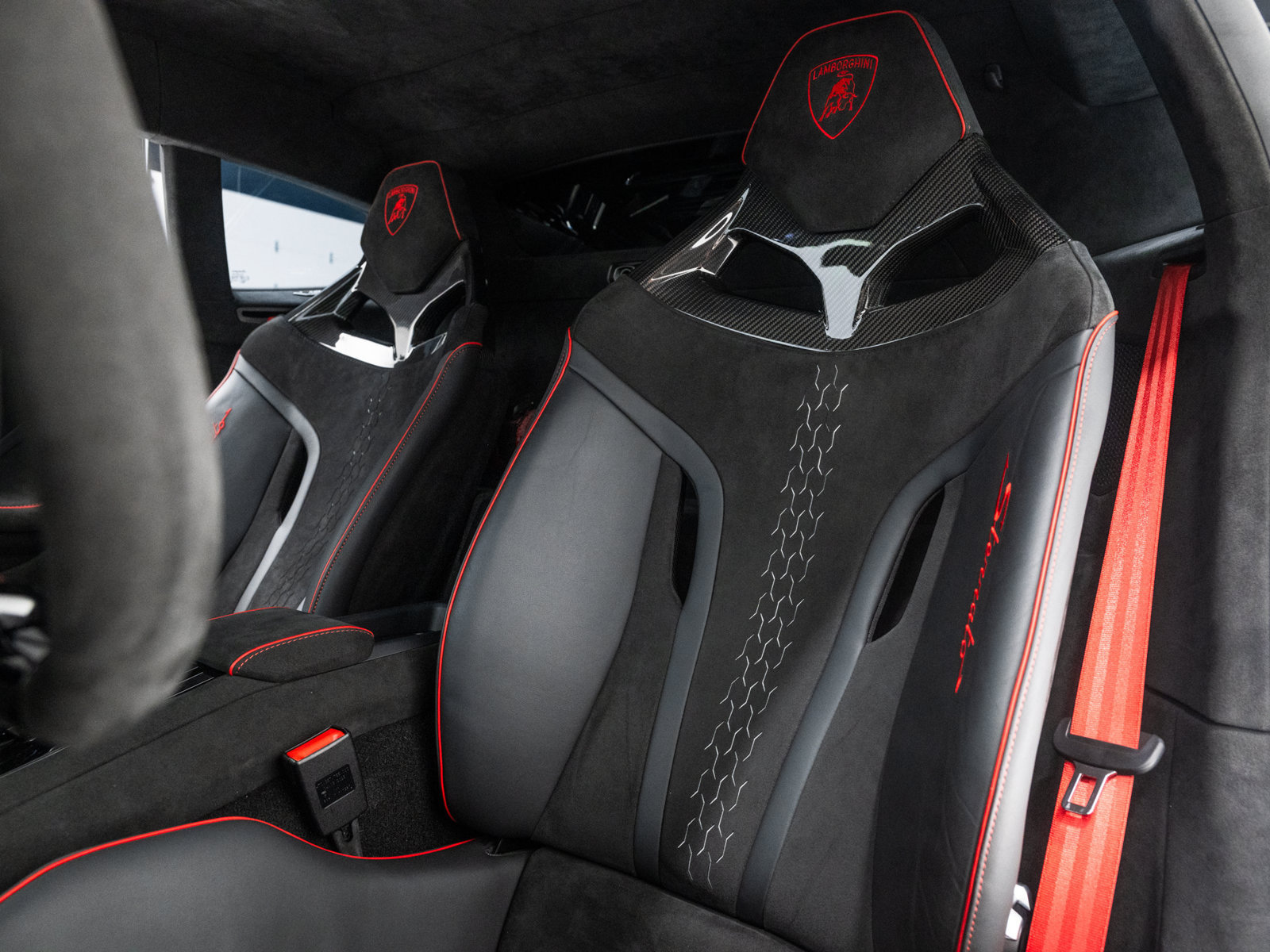 Used 2023 Lamborghini Huracan Sterrato AWD/4WD image 33