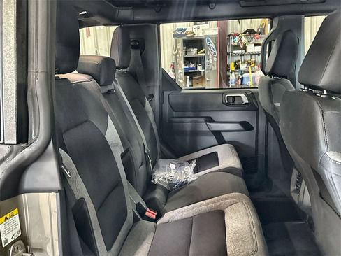 New 2025 Ford Bronco 4-Door image 29