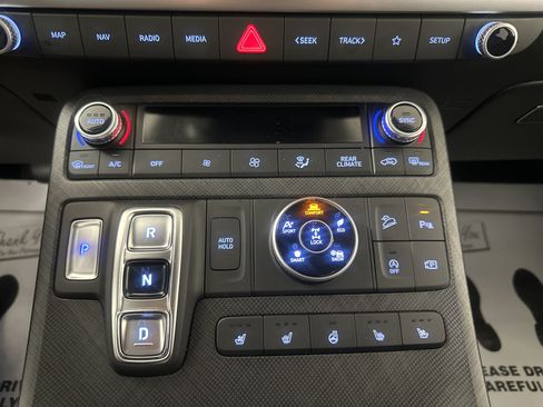 Used 2023 Hyundai Palisade Limited AWD/4WD image 19