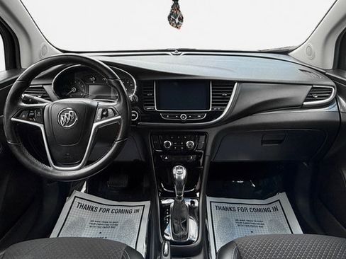 Used 2018 Buick Encore Sport Touring AWD/4WD image 16