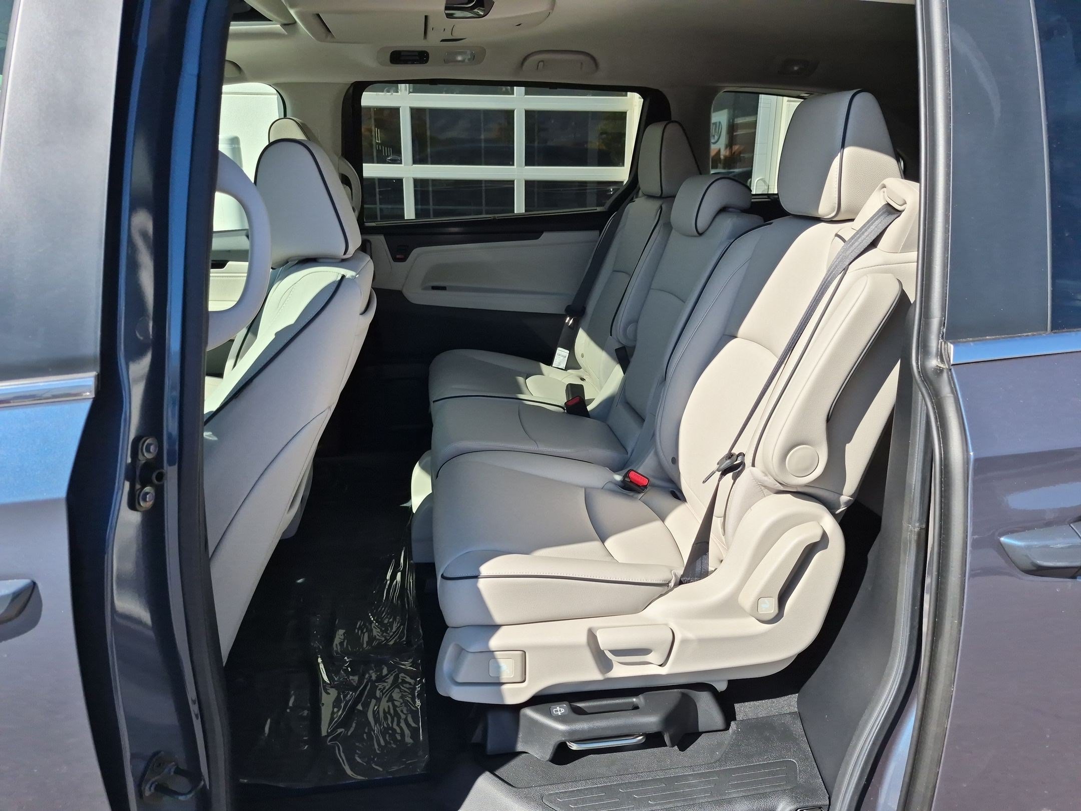 New 2027 Honda Odyssey Touring image 16